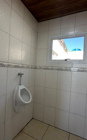 Casa à venda com 308m², 3 quartos e 2 vagas Casa à venda com 308m², 3 quartos e 2 vagasBanheiro 2