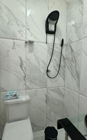 Casa à venda com 308m², 3 quartos e 2 vagas Casa à venda com 308m², 3 quartos e 2 vagasBanheiro 1