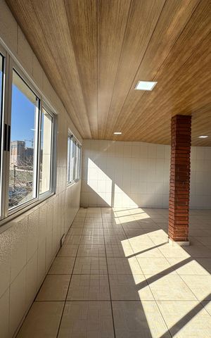 Casa à venda com 308m², 3 quartos e 2 vagas Casa à venda com 308m², 3 quartos e 2 vagasChurrasqueira