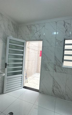 Casa à venda com 308m², 3 quartos e 2 vagas Casa à venda com 308m², 3 quartos e 2 vagasÁrea de Serviço