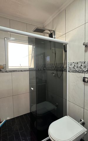 Casa à venda com 308m², 3 quartos e 2 vagas Casa à venda com 308m², 3 quartos e 2 vagasBanheiro da Suíte 2