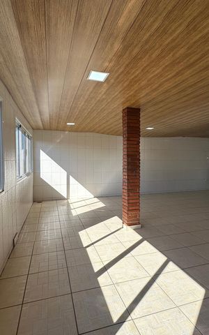 Casa à venda com 308m², 3 quartos e 2 vagas Casa à venda com 308m², 3 quartos e 2 vagasChurrasqueira