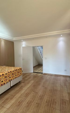 Casa à venda com 308m², 3 quartos e 2 vagas Casa à venda com 308m², 3 quartos e 2 vagasSuíte 2