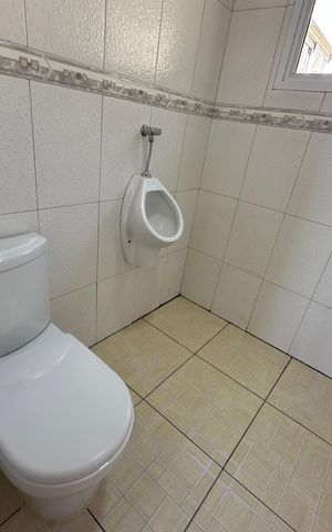 Casa à venda com 308m², 3 quartos e 2 vagas Casa à venda com 308m², 3 quartos e 2 vagasBanheiro 2