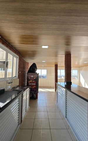 Casa à venda com 308m², 3 quartos e 2 vagas Casa à venda com 308m², 3 quartos e 2 vagasChurrasqueira