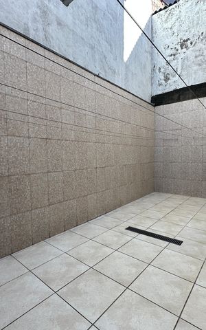 Casa à venda com 308m², 3 quartos e 2 vagas Casa à venda com 308m², 3 quartos e 2 vagasQuintal