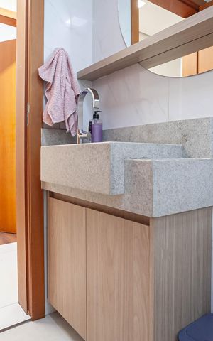 Apartamento à venda com 117m², 3 quartos e 3 vagas Apartamento à venda com 117m², 3 quartos e 3 vagasBanheiro social