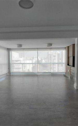 Apartamento à venda com 118m², 2 quartos e 4 vagas