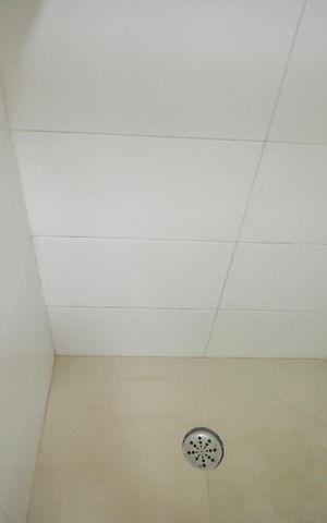 Casa à venda com 300m², 3 quartos e 6 vagas Casa à venda com 300m², 3 quartos e 6 vagasBanheiro 1