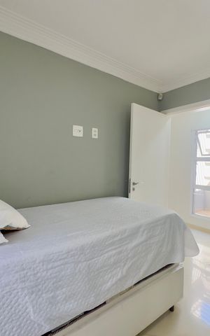 Casa à venda com 300m², 3 quartos e 6 vagas Casa à venda com 300m², 3 quartos e 6 vagasQuarto 1