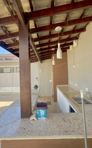 Casa à venda com 300m², 3 quartos e 6 vagas Casa à venda com 300m², 3 quartos e 6 vagasChurrasqueira