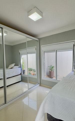 Casa à venda com 300m², 3 quartos e 6 vagas Casa à venda com 300m², 3 quartos e 6 vagasQuarto 1
