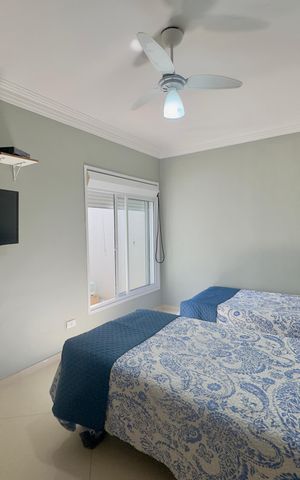 Casa à venda com 300m², 3 quartos e 6 vagas Casa à venda com 300m², 3 quartos e 6 vagasQuarto 3
