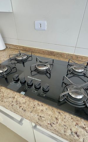 Casa à venda com 300m², 3 quartos e 6 vagas Casa à venda com 300m², 3 quartos e 6 vagasCozinha