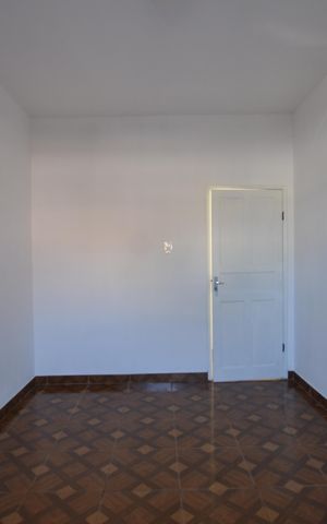 Casa para alugar com 200m², 2 quartos e 2 vagasQuarto 1
