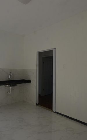 Casa para alugar com 200m², 2 quartos e 2 vagasCozinha