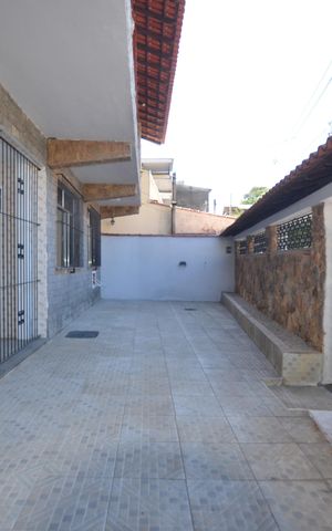 Casa para alugar com 200m², 2 quartos e 2 vagasÁrea Aberta