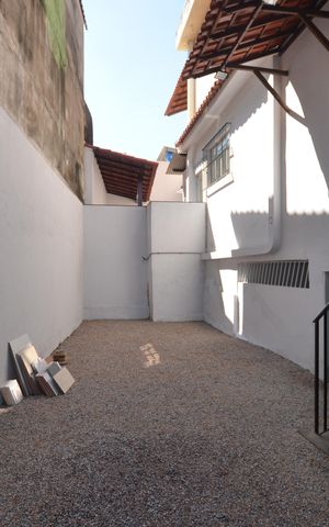 Casa para alugar com 200m², 2 quartos e 2 vagasQuintal