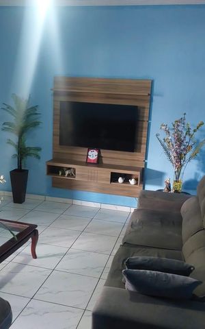 Casa à venda com 335m², 2 quartos e 4 vagas Casa à venda com 335m², 2 quartos e 4 vagasSala