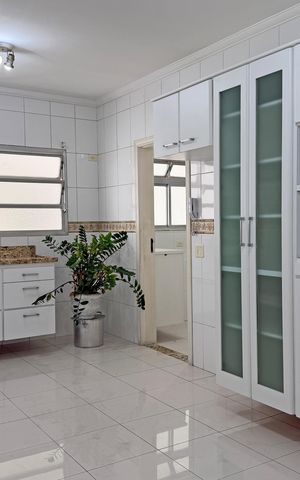 Apartamento para alugar com 128m², 3 quartos e 1 vagaCozinha
