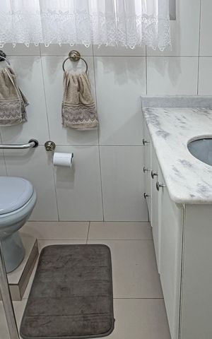 Apartamento para alugar com 128m², 3 quartos e 1 vagaBanheiro da Suíte