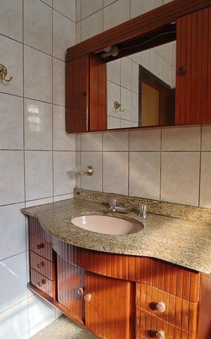 Casa para alugar com 199m², 3 quartos e 2 vagasBanheiro Social