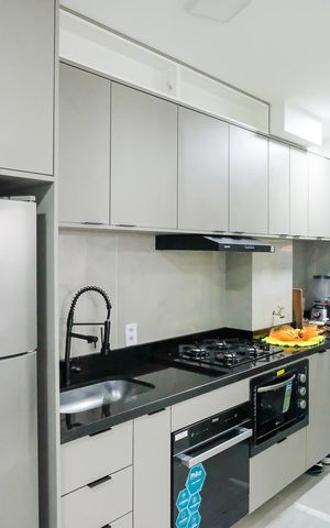 Apartamento à venda com 50m², 2 quartos e 1 vagaCozinha e área de serviço