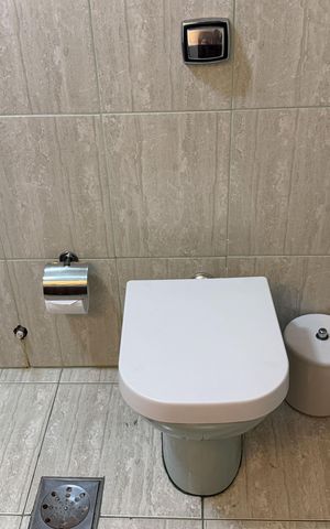 Apartamento para alugar com 154m², 4 quartos e 1 vaga Apartamento para alugar com 154m², 4 quartos e 1 vagaBanheiro