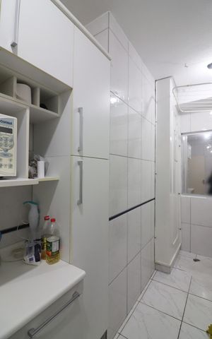 Apartamento para alugar com 60m², 2 quartos e sem vagaCozinha 