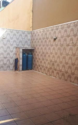 Casa à venda com 275m², 4 quartos e 5 vagas