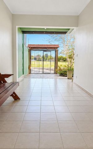 Casa para alugar com 155m², 3 quartos e 2 vagas Casa para alugar com 155m², 3 quartos e 2 vagasÁrea externa