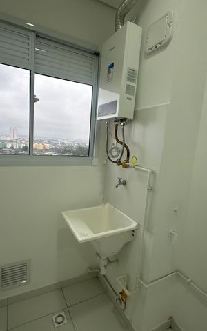 Apartamento para alugar com 42m², 2 quartos e 1 vaga Apartamento para alugar com 42m², 2 quartos e 1 vagaCozinha e Área de Serviço