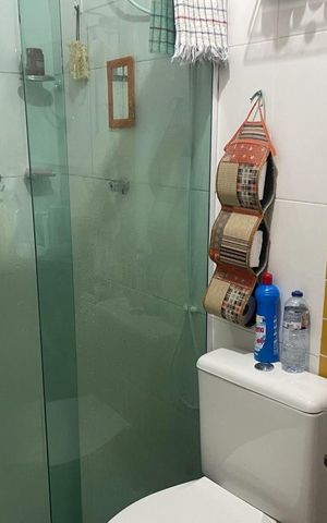 Casa à venda com 78m², 2 quartos e 2 vagas Casa à venda com 78m², 2 quartos e 2 vagasBanheiro