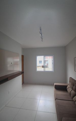 Casa de condomínio à venda com 42m², 2 quartos e 1 vaga Casa de condomínio à venda com 42m², 2 quartos e 1 vagaSala