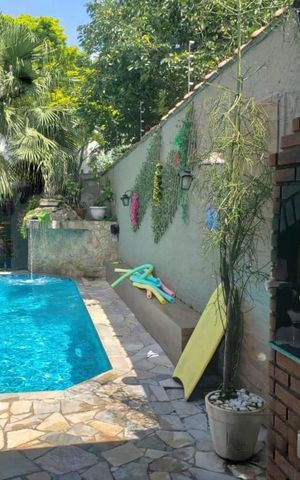 Casa à venda com 439m², 7 quartos e 3 vagas