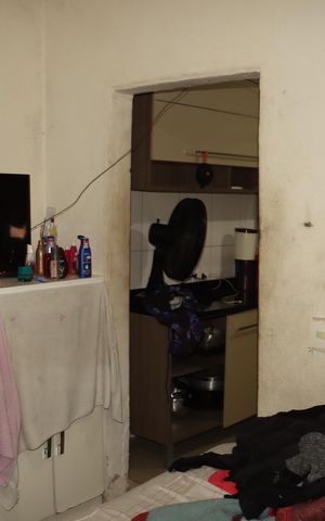 Casa para alugar com 28m², 1 quarto e sem vagaQuarto