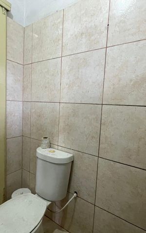 Studio à venda com 34m², 1 quarto e 1 vaga Studio à venda com 34m², 1 quarto e 1 vagaBanheiro social