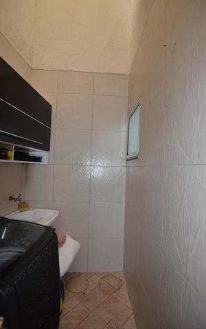 Casa à venda com 100m², 2 quartos e 2 vagasÁrea de Serviço