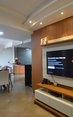 Casa à venda com 100m², 2 quartos e 2 vagasSala