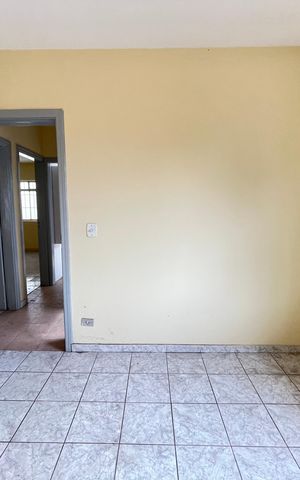 Casa para alugar com 100m², 2 quartos e 2 vagasQuarto 2