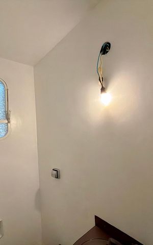 Apartamento à venda com 240m², 4 quartos e 2 vagas Apartamento à venda com 240m², 4 quartos e 2 vagasLavabo