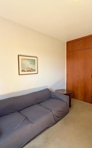 Apartamento à venda com 240m², 4 quartos e 2 vagas Apartamento à venda com 240m², 4 quartos e 2 vagasQuarto 3