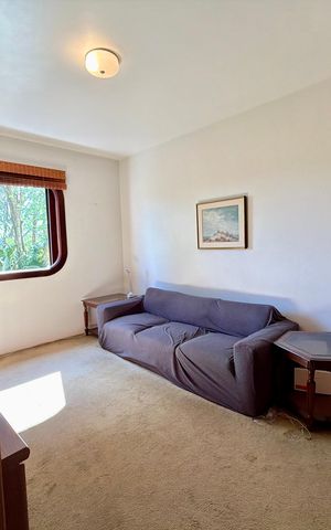 Apartamento à venda com 240m², 4 quartos e 2 vagas Apartamento à venda com 240m², 4 quartos e 2 vagasQuarto 3