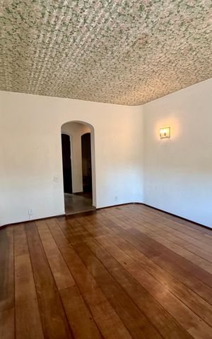 Apartamento à venda com 240m², 4 quartos e 2 vagas Apartamento à venda com 240m², 4 quartos e 2 vagasSala