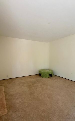 Apartamento à venda com 240m², 4 quartos e 2 vagas Apartamento à venda com 240m², 4 quartos e 2 vagasSala