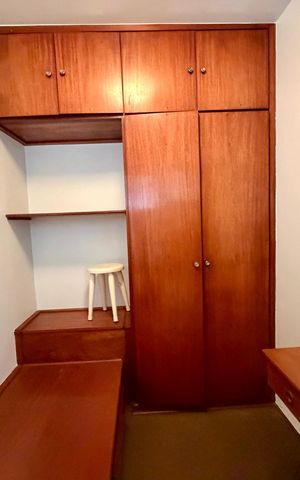 Apartamento à venda com 240m², 4 quartos e 2 vagas Apartamento à venda com 240m², 4 quartos e 2 vagasQuarto 1