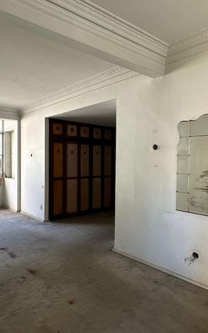 Apartamento à venda com 110m², 2 quartos e sem vaga Apartamento à venda com 110m², 2 quartos e sem vagaSala