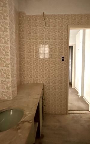 Apartamento à venda com 110m², 2 quartos e sem vaga Apartamento à venda com 110m², 2 quartos e sem vagaBanheiro social