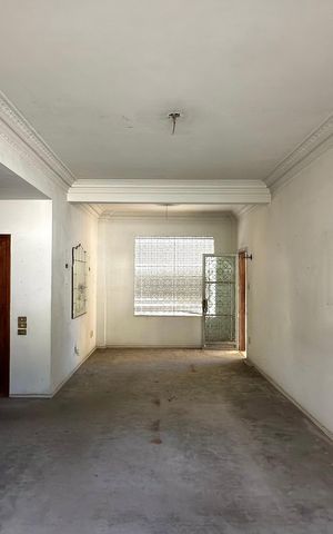 Apartamento à venda com 110m², 2 quartos e sem vaga Apartamento à venda com 110m², 2 quartos e sem vagaSala