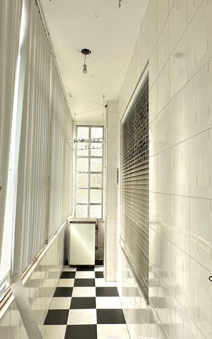 Apartamento à venda com 110m², 2 quartos e sem vaga Apartamento à venda com 110m², 2 quartos e sem vagaCozinha/Área de serviço